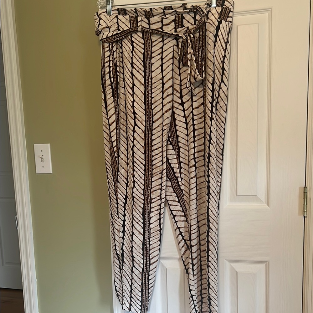Patterned Black and Cream Pants with Belt